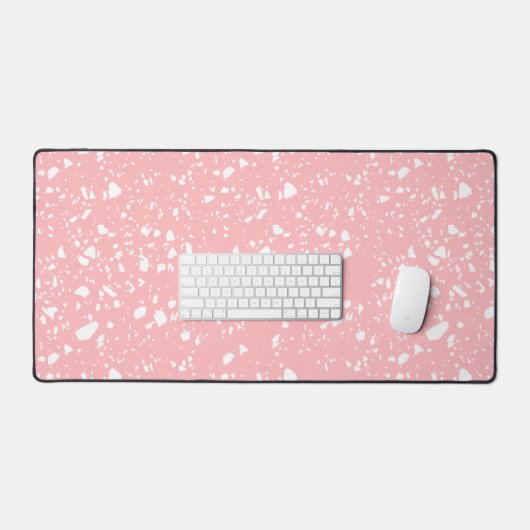 Giro Pastel Pink Abstrakt Terrazzo Muster Schreibtischunterlage (Tastatur & Maus)