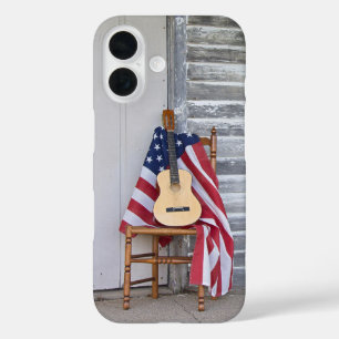 Gitarre auf amerikanischer Flagge iPhone 16 Hülle