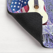 Gitarre und Flagge auf dem Vorsitz Mousepad (Ecke)