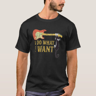 Gitarre und Katze Katze hängt an Gitarre T-Shirt