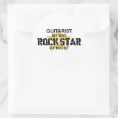 Gitarrist Rock Star by Night Runder Aufkleber (Tasche)