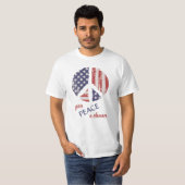 Give Peace a Chance - American Flag Peace Symbol T-Shirt (Vorne ganz)