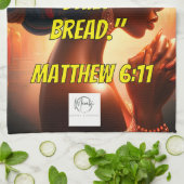 Give Us This Day Our Daily Bread." (Matthew 6:11)  Geschirrtuch (Gefaltet)