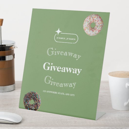 Giveaway Flyer, Social Media Giveaway Poster Sockelschild (In Situ)