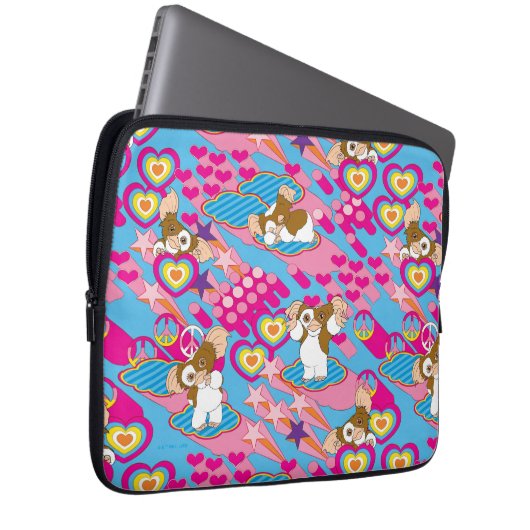 Gizmo | Pink Peace & Liebe Pattern Laptopschutzhülle (Vorne Rechts)