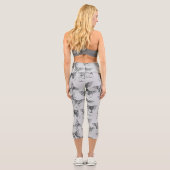 Gizmo | Schwarz-Weiß-Muster Capri Leggings (Rückseite)