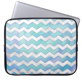 Glacier Blue Zickzack Pattern Laptopschutzhülle (Vorderseite)