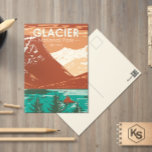 Glacier Nationalpark Montana Vintag Postkarte<br><div class="desc">Glacier Park Vektorgrafiken in einem Fensterstil. Der Park ist ein Wildnisgebiet im Montana's Rocky Mountains,  mit Gletscherspitzen und Tälern,  die bis zur kanadischen Grenze laufen.</div>