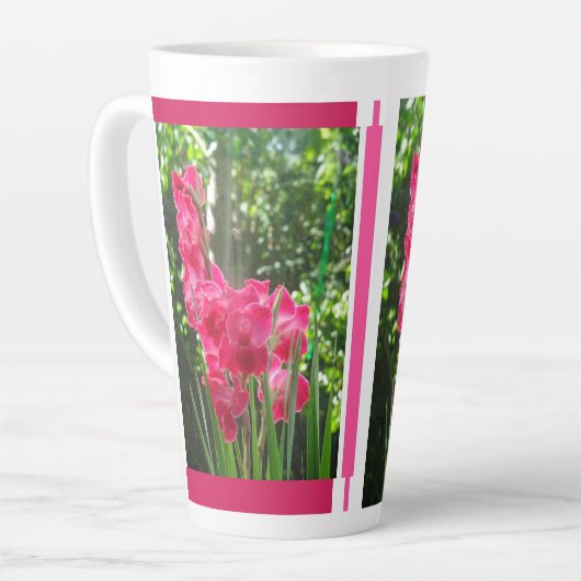 Gladiolus Blume Collage Latte Tasse (Linke Ecke)