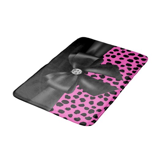 Glam Black Bow-Pink Leopard Print Black Badematte (Schrägansicht)