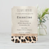 Glam Champagne Cream Leopard Einladung (Stehend Vorderseite)