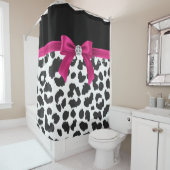 Glam Deep Pink Bow-Snow Leopard Print Black Duschvorhang (Beispiel)