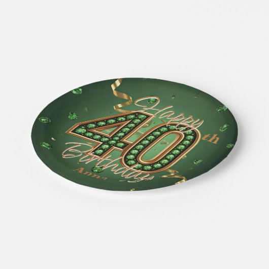 Glam Emerald Green and Gold 40th Birthday Pappteller (Schrägansicht)