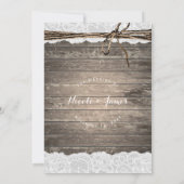 Glam Floral Rustic Wood & Lace Barn Hochzeit Einladung (Rückseite)