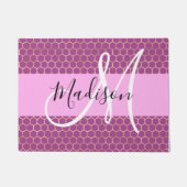 Glam Fuchsia Metallic Pink Honeycomb Monogram Name Fußmatte (Vorderseite)
