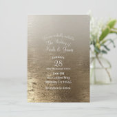 Glam Gilded Gold Rose Moderne Eleganz Hochzeit Einladung (Stehend Vorderseite)