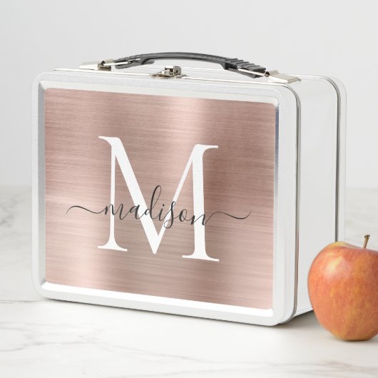 Glam Girly Rose Gold Brushed Metal Monogram Script Metall Brotdose (Beispiel)