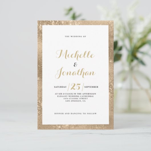 Glam gold Glitzer Rahmen Skript-Kalligrafie Hochze Einladung (Stehend Vorderseite)