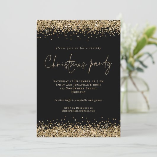 Glam Gold Glitzer Script Party Black Einladung (Stehend Vorderseite)