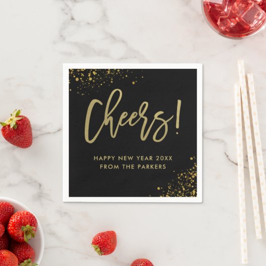 Glam Gold Script auf schwarz | Cheers New Years Serviette (Beispiel)