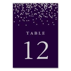 Glam Imitats Silver Confetti auf Deep Lila Tischnummer
