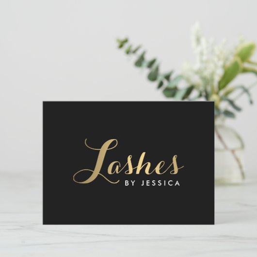 Glam Lashes Script Gold/Black Geschenkzertifikat (Stehend Vorderseite)