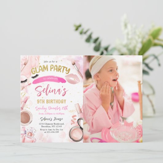 Glam Makeup Girl Birthday Pink Wellness-Center Par Einladung (Stehend Vorderseite)