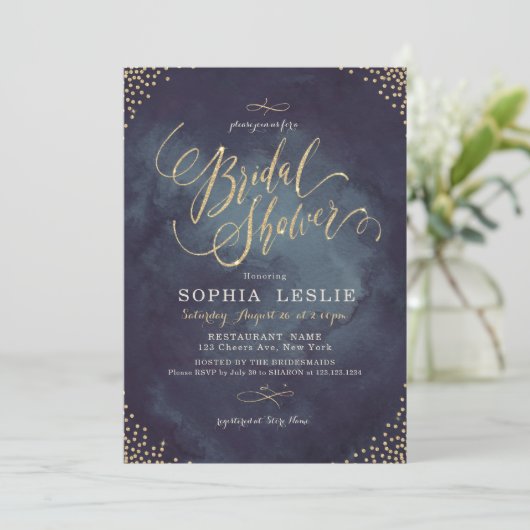Glam Night Gold Glitzer Kalligrafie Brautparty Einladung (Stehend Vorderseite)