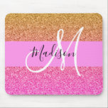 Glam Pink & Gold Glitzer Sparkle Gradient Monogram Mousepad<br><div class="desc">Glitzer-Glitzern mit mittlerem Farbverlauf Monogramm und Initialmpad für Mädchen und Glam. Individuelle Name und Monogramm sind in einem handgeschriebenen,  eleganten Skript mit rosa Hintergrund geschrieben. Ein perfektes Geburtstag- oder Weihnachtsgeschenk!</div>