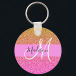 Glam Pink & Gold Glitzer Sparkle Gradient Monogram Schlüsselanhänger<br><div class="desc">Glitzer-Glitzern mit mittlerem Farbverlauf monogramm Name und Schlüsselanhänger. Individuelle Name und Monogramm sind in einem handgeschriebenen,  eleganten Skript mit rosa Hintergrund geschrieben. Ein perfektes Geburtstag- oder Weihnachtsgeschenk!</div>