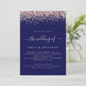Glam Rose Gold Glitzer QR Code Navy Blush Wedding Einladung (Stehend Vorderseite)