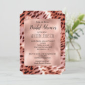 Glam Rose Gold Leopard Animal Brautparty Einladung (Stehend Vorderseite)