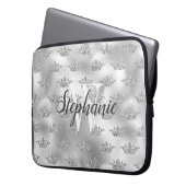 Glam Silver Foil Glitzer Crown Pattern Monogram Laptopschutzhülle (Vorderseite Links)
