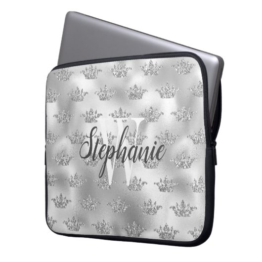 Glam Silver Foil Glitzer Crown Pattern Monogram Laptopschutzhülle (Vorderseite Links)
