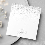 Glam Silver Glitzer Monogram Name Notizblock<br><div class="desc">Glam Silver Glitzer Elegantes Monogram Notepad. Dieses schicke Notizblock-Design mit elegantem silberglänzenden Glitzer ist einfach zu personalisieren. Das Design enthält Ihr handgeschriebenes Skriptmonogramm mit hübschen Wirbel und Namen.</div>