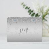 Glam Silver Snowflakes Crystal Pearl Wedding RSVP Karte (Stehend Vorderseite)