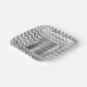 Glam Silver White Zigzag Streifen Pappteller (Gewinkelt)
