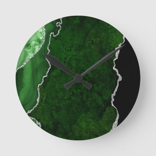 Glamorous Forest Green Marble Chic Silver Glitter Runde Wanduhr (Vorderseite)