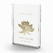 GLAMOROUS PALE GOLD WHITE LOTUS SAVE THE DATE GIFT FOTOBLOCK (Rechts)