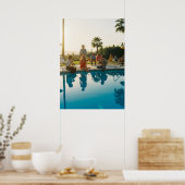 Glamorous Poolside Scene – Vintage-Inspired Travel Poster (Küche)