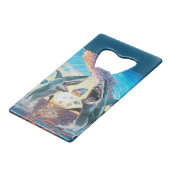 Glamour Chomp-Sharks Breaching for Shiny Gems- Geldbeutel Flaschenöffner (Rückseite Schrägansicht)