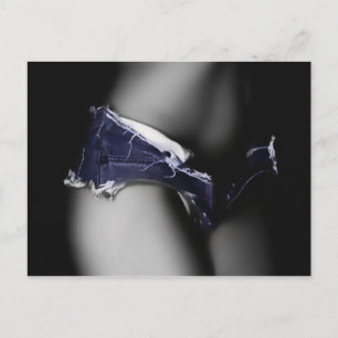 Glamour Girl posiert in Jeans Shorts, perfekt Körp Postkarte