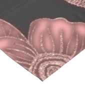 Glamour Rose Gold Black Glitzer Blume Tischdecke (Schrägansicht)