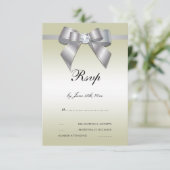 Glamour Silver Bow & Ribbon RSVP Karte (Stehend Vorderseite)