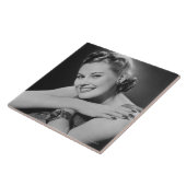 Glamouröse Frau Fliese (Seite)