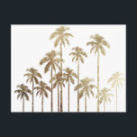 Glamouröse tropische Palmen aus Gold auf Weiß Postkarte<br><div class="desc">Dieses glamouröse und moderne Imitat mit Goldpalmen auf Weiß eignet sich perfekt für das trendige und stilvolle Individuum. Sein zeitgenössischer und tropischer Druck ist ideal für viele Geschenke und Anlässe. Genießen Sie dieses wunderschöne und exotische Design für Ihren nächsten Einkauf!</div>