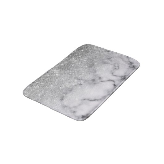Glamouröser Silberner Glitzer Weißer Marmor Badematte (Schrägansicht)