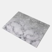 Glamouröser Silberner Glitzer Weißer Marmor Fußmatte (Schrägansicht)