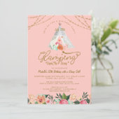 Glamping Under the Stars Tepee Pink & Gold Camping Einladung (Stehend Vorderseite)