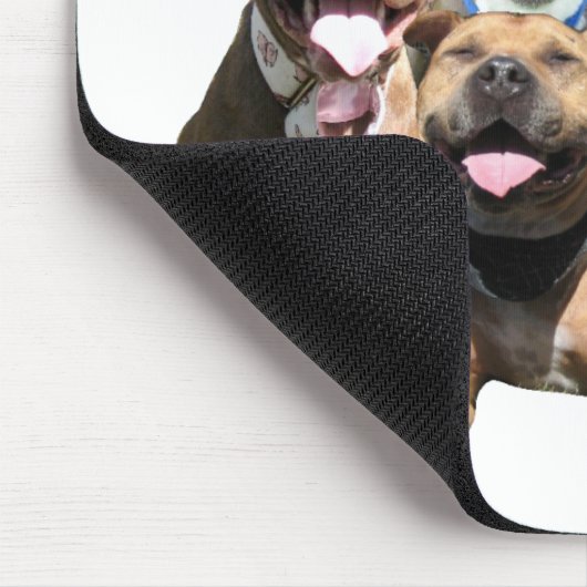 Glänzende glückliche Pitbullen Mousepad (Ecke)